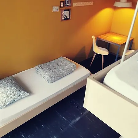 Hostel Backpackers *