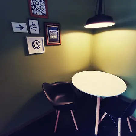 Backpackers Hostel *